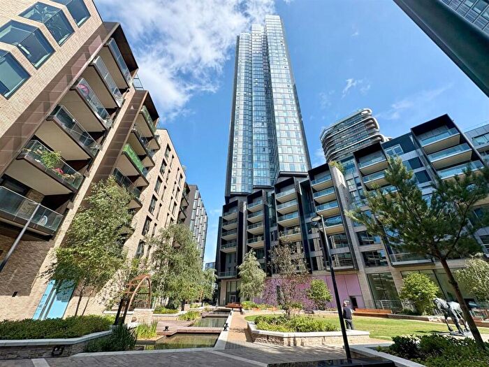 2 Bedroom Apartment To Rent In Carrara Tower, City Road, London, EC1V