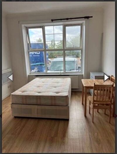 Studio To Rent In Southgate, N13
