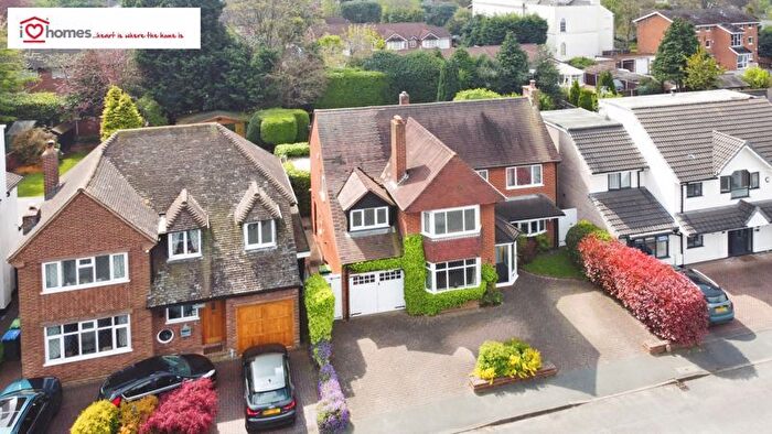 5 Bedroom Detached House For Sale In Fairyfield Avenue, Birmingham, B43