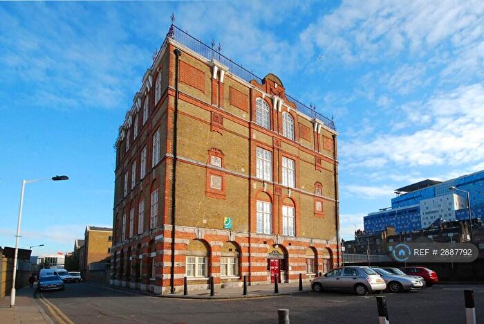 Studio To Rent In Durward Street, London, E1