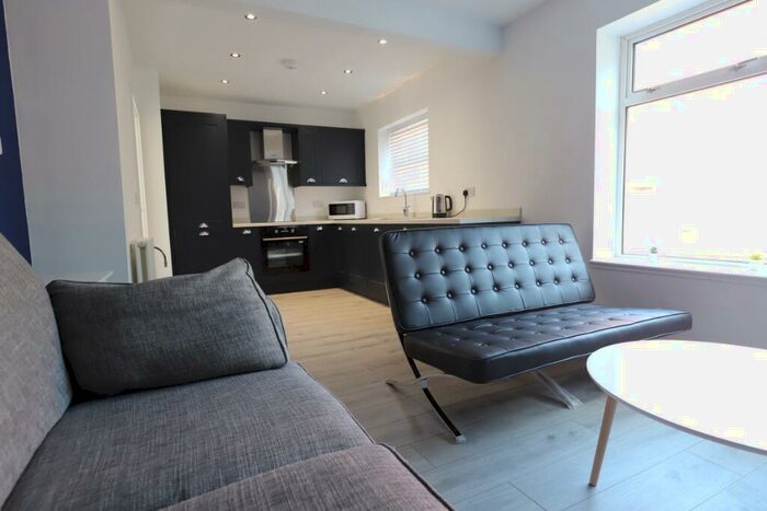 4 Bedroom Semi-Detached House To Rent In Underwood Road, Newcastle-under-Lyme, ST5