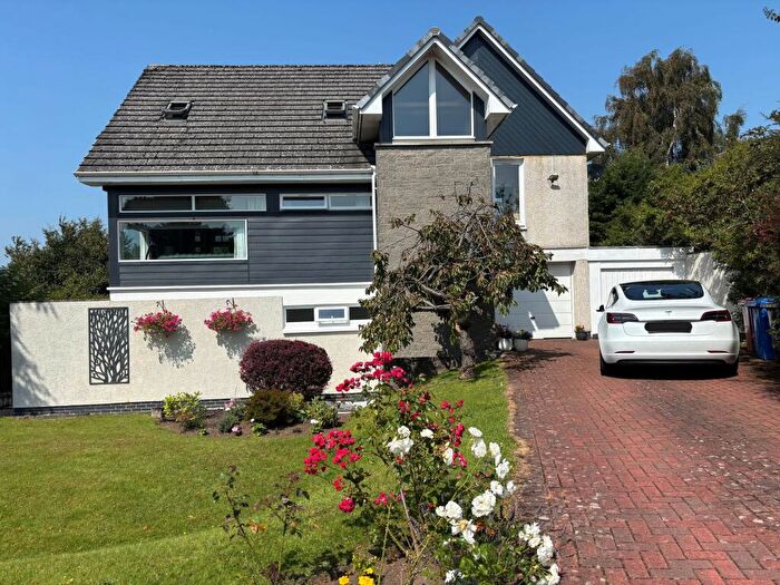 5 Bedroom Detached House For Sale In Grange Court, Lanark, ML11
