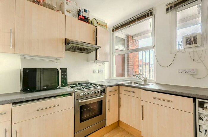 2 Bedroom Flat To Rent In Lady Margaret Road, Southall, UB1