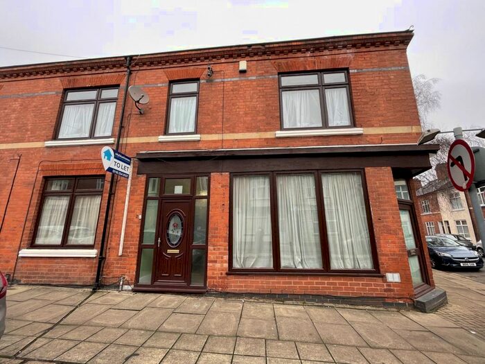 4 Bedroom End Of Terrace House To Rent In Devana Road, Leicester LE2