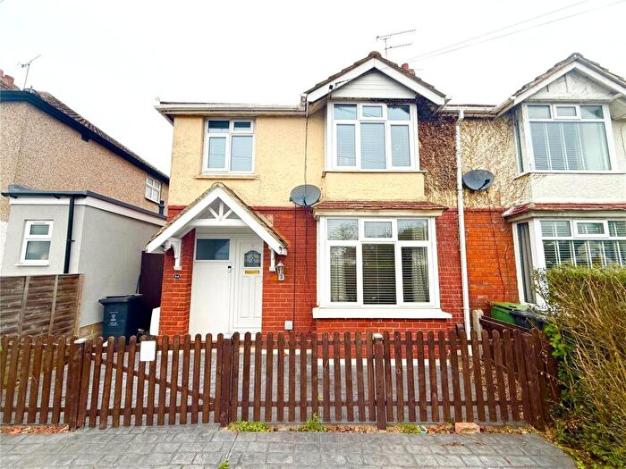 3 Bedroom Semi-Detached House To Rent In Stratton Road, Swindon, Wiltshire, SN1