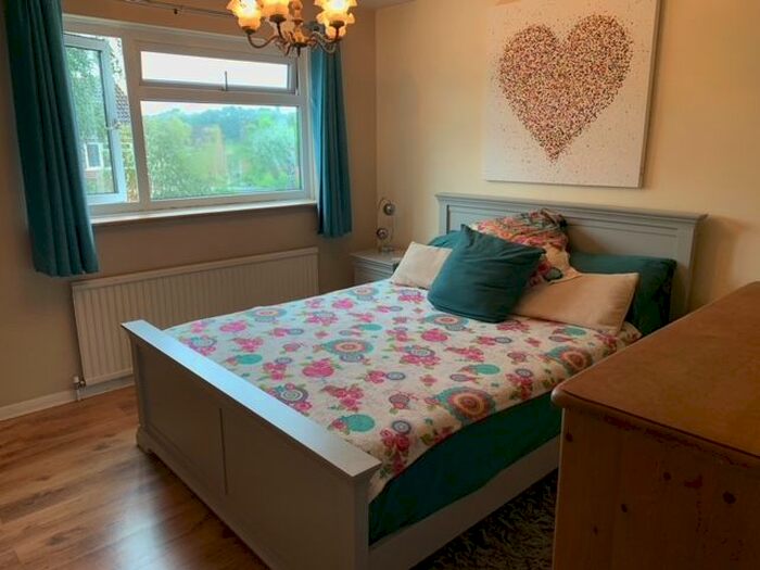 2 Bedroom Semi-Detached House To Rent In Hunters Crescent, Romsey, SO51