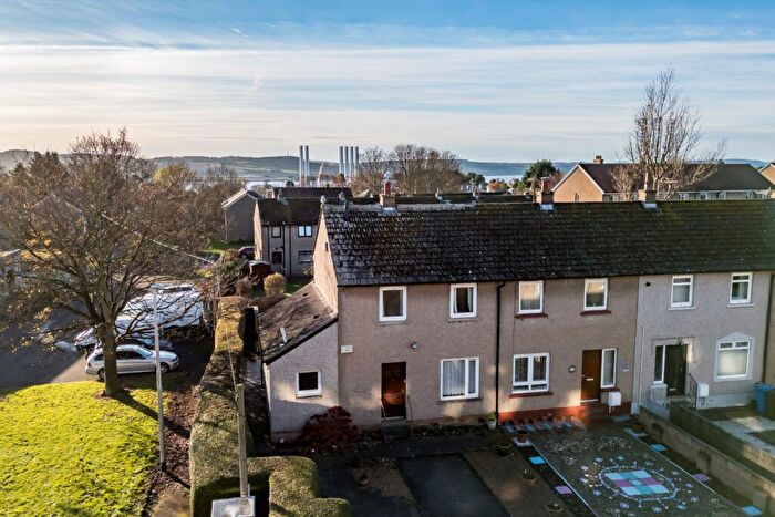 2 Bedroom End Of Terrace House For Sale In Aboyne Avenue, Dundee, DD4