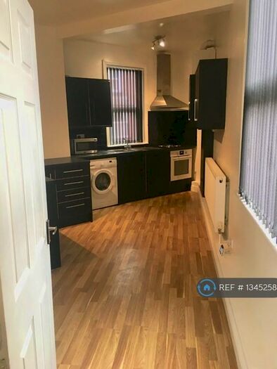 Studio To Rent In Mitford Place, Leeds, LS12