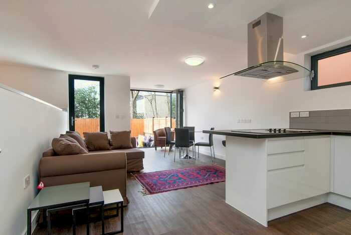 1 Bedroom Flat To Rent In Brecknock Road, London, N7