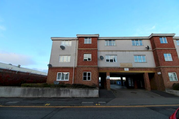 2 Bedroom Flat To Rent In Breval Court, Baillieston, Glasgow, G69