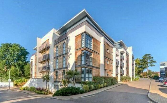 2 Bedroom Flat To Rent In Scott Avenue, Putney Vale, SW15