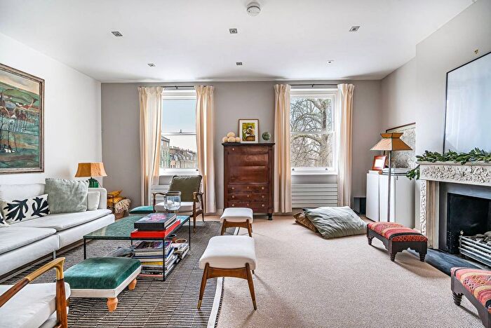 2 Bedroom Flat For Sale In Durham Place, Chelsea, London, SW3