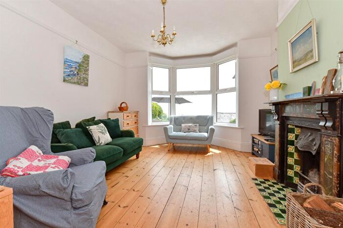 4 Bedroom Detached House For Sale In Spindlers Road, Ventnor, Isle Of Wight, PO38