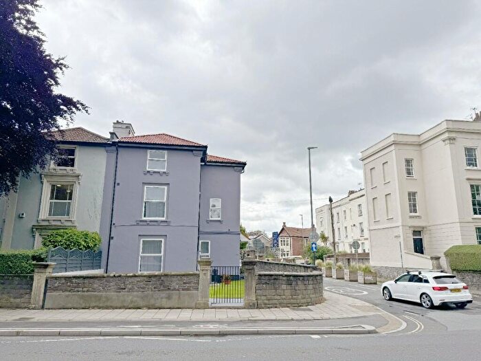 3 Bedroom Flat To Rent In Coronation Road, Bristol, BS3