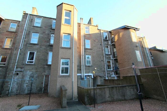1 Bedroom Flat To Rent In Albert Street, Dundee, DD4