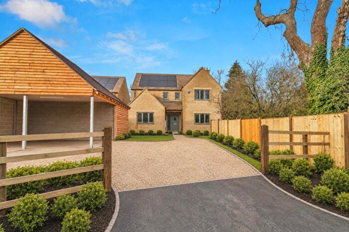 4 Bedroom Detached House For Sale In Driffield, Cirencester, Gloucestershire, GL7