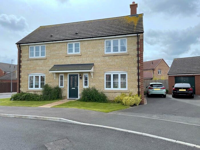 4 Bedroom Detached House For Sale In Atherton Gardens, Pinchbeck, PE11