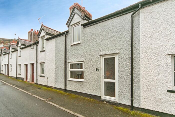 2 Bedroom Terraced House For Sale In Tanrallt Street, Mochdre, Colwyn Bay, Conwy, LL28
