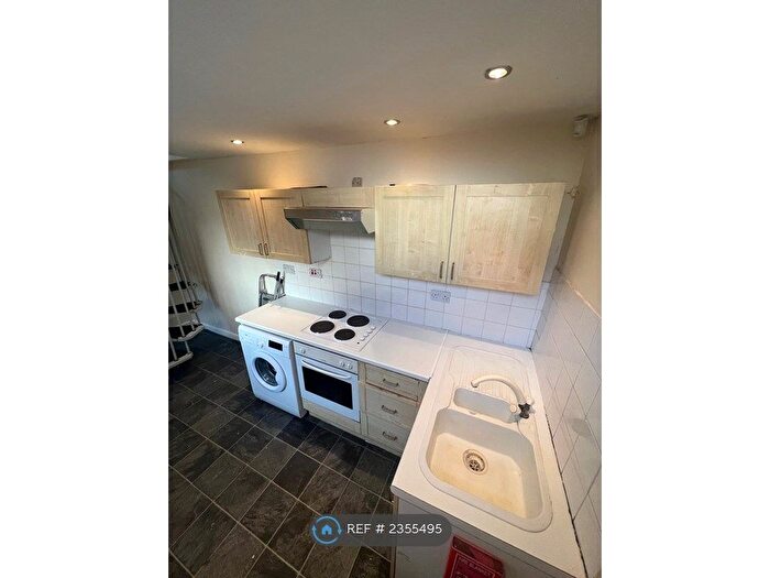 1 Bedroom Maisonette To Rent In The Wells Road, Nottingham, NG3