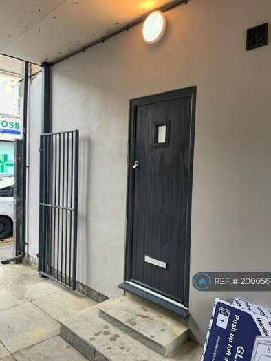 1 Bedroom Flat To Rent In High Street Gillingham, Gillingham, ME7