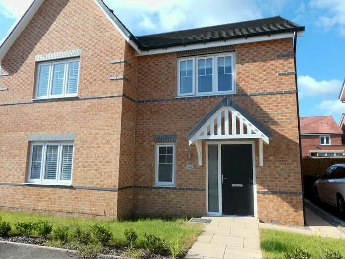 2 Bedroom Semi-Detached House To Rent In New Hills Road, Doncaster, DN2