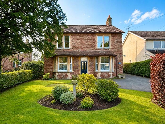 4 Bedroom Detached House For Sale In The Barrows, Cheddar, BS27