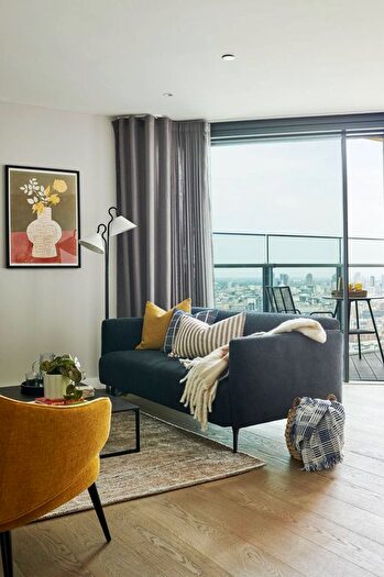 2 Bedroom Flat To Rent In Uncle Elephant Amp; Castle, Elephant And Castle, London, SE11