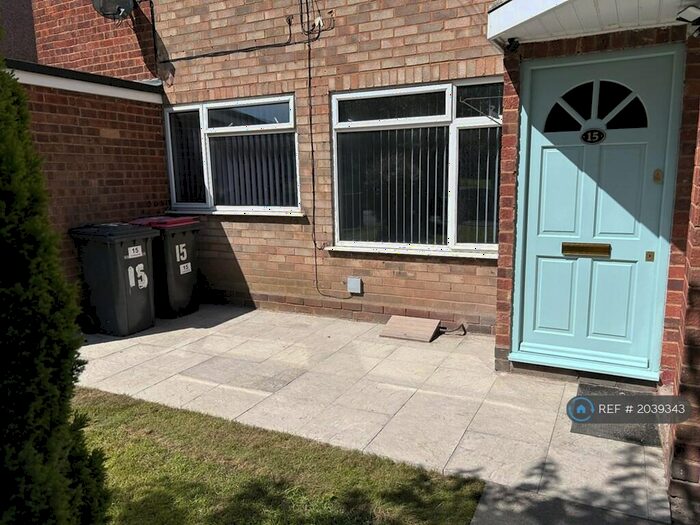 2 Bedroom Maisonette To Rent In Lichfield Road, Coleshill, Birmingham, B46