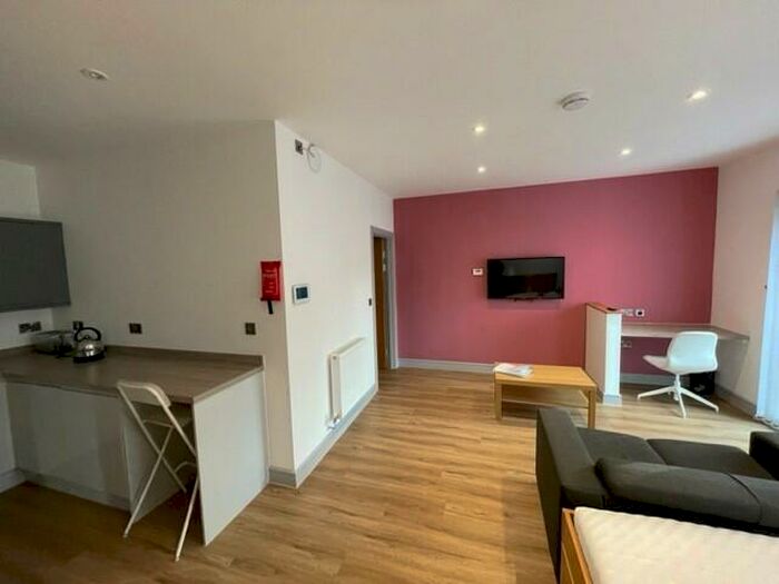 Studio To Rent In Park View, Old Tiverton Road, Exeter - Includes All Bills, EX4