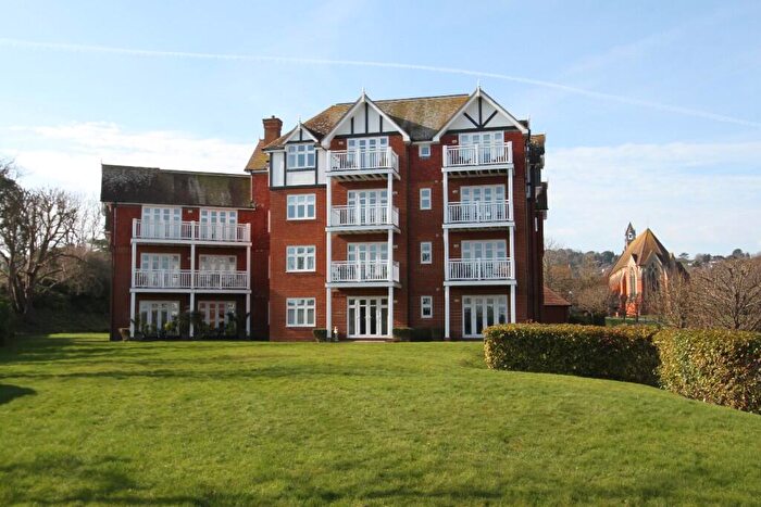 2 Bedroom Apartment For Sale In Darley Road, Eastbourne, BN20