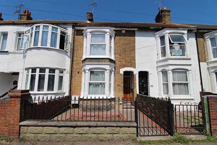 3 Bedroom Terraced House To Rent In Maple Street, Sheerness, ME12