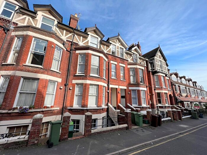 1 Bedroom Flat To Rent In Lime Hill Road, Tunbridge Wells, TN1
