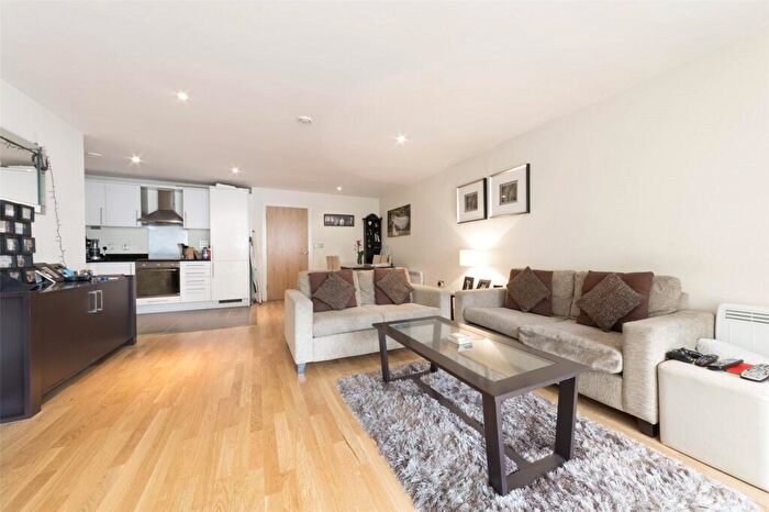 1 Bedroom Apartment For Sale In Drayton Park, London, N5