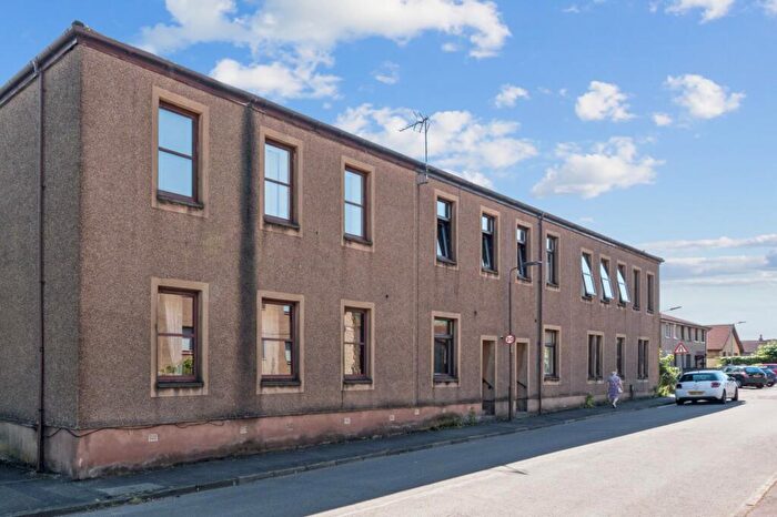 2 Bedroom Flat To Rent In Henry Street, Alva, Clackmannanshire, FK12