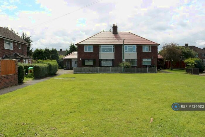 2 Bedroom Flat To Rent In Oriel Drive, Liverpool, L10