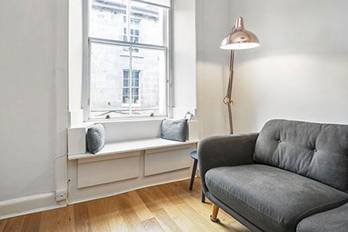 1 Bedroom Flat To Rent In Dean Street, Stockbridge, Edinburgh, EH4