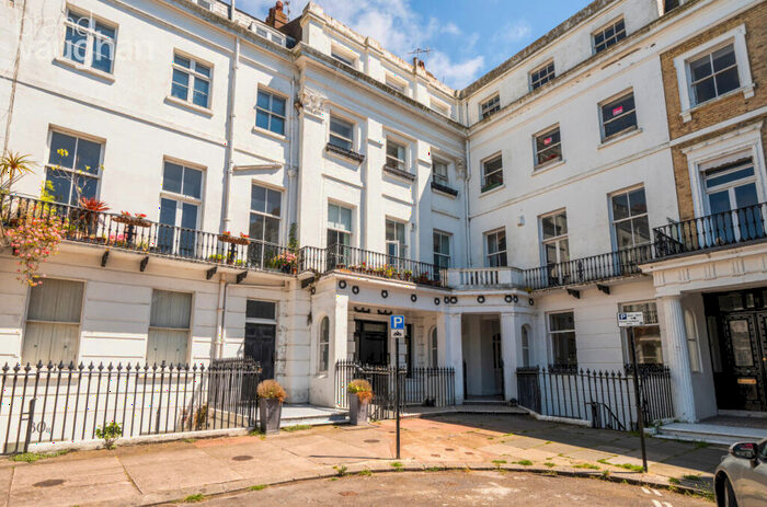 2 Bedroom Flat To Rent In Sussex Square, Brighton, BN2