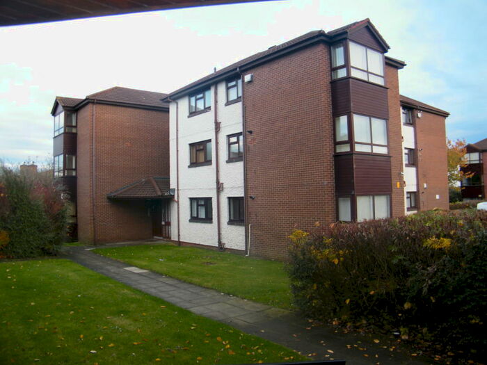 1 Bedroom Flat To Rent In King Henry Court, Downhill, SR5