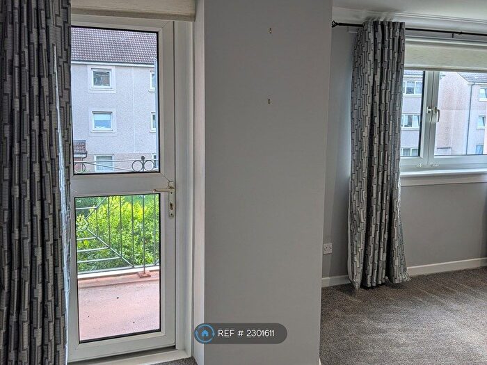 2 Bedroom Flat To Rent In Drumry Road East, Glasgow, G15