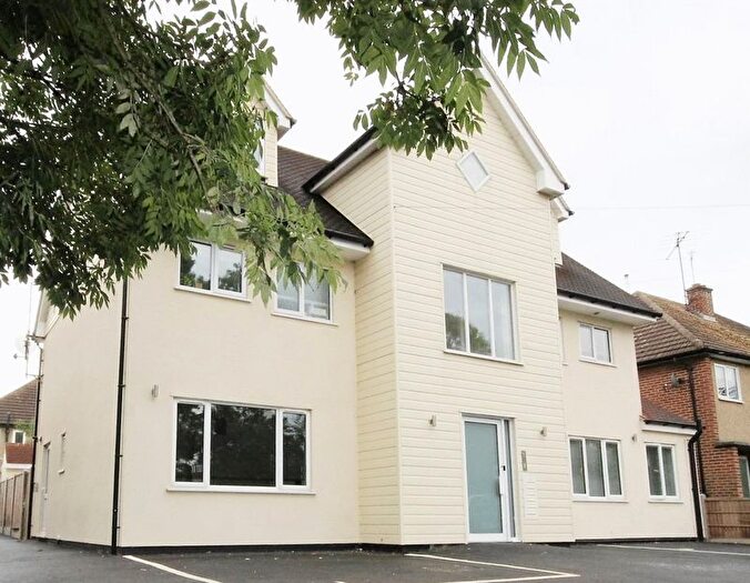 2 Bedroom Flat To Rent In Rayleigh Road, Hutton, Brentwood, CM13