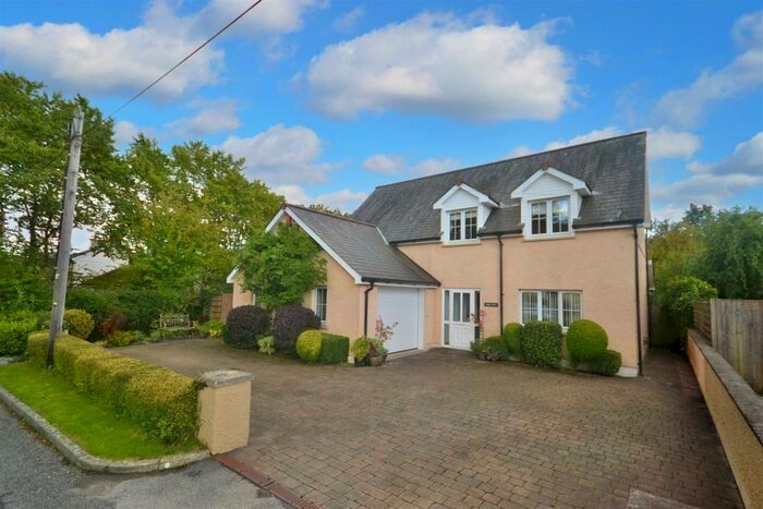 4 Bedroom Detached House For Sale In Dryslwyn, Carmarthen, SA32