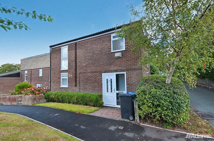 4 Bedroom End Of Terrace House For Sale In The Croft, Runcorn, WA7