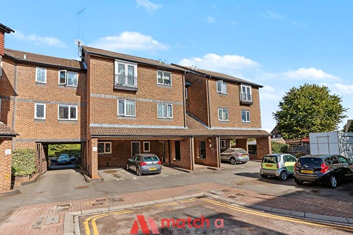 2 Bedroom Flat For Sale In Abbeyfields Close, London, NW10