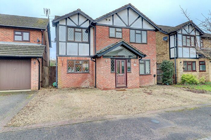 4 Bedroom Detached House For Sale In Clayfields, Penn, High Wycombe, Buckinghamshire, HP10
