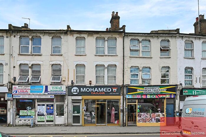 4 Bedroom Flat For Sale In High Street, Harlesden, NW10