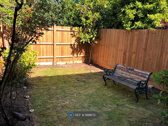 2 Bedroom End Of Terrace House To Rent In Brandy Way, Sutton, SM2