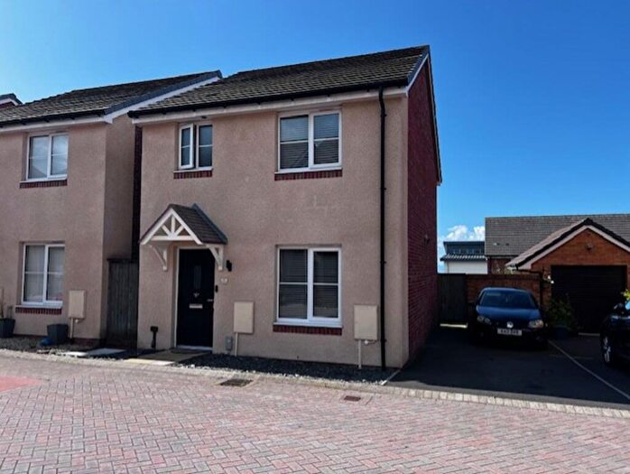 3 Bedroom Detached House For Sale In Greenmeadow Way, Rhoose, CF62