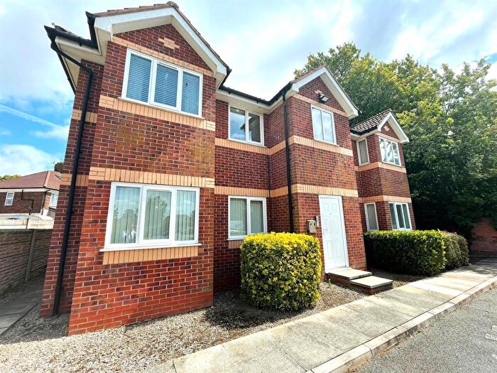 2 Bedroom Apartment For Sale In Harrington Road, Huyton, Liverpool, L36
