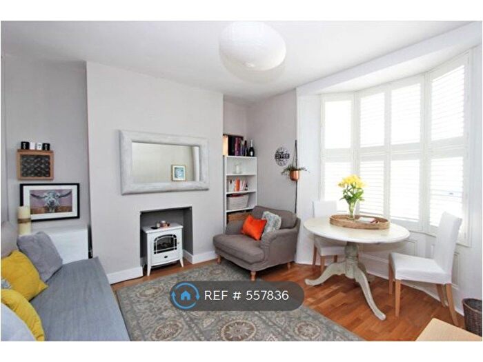 1 Bedroom Flat To Rent In Gloucester St, Brighton, BN1