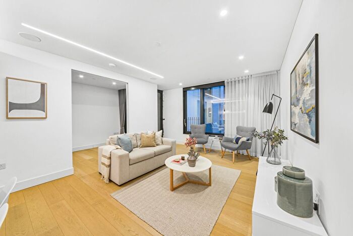 3 Bedroom Flat For Sale In Rathbone Square, Fitzrovia, W1T
